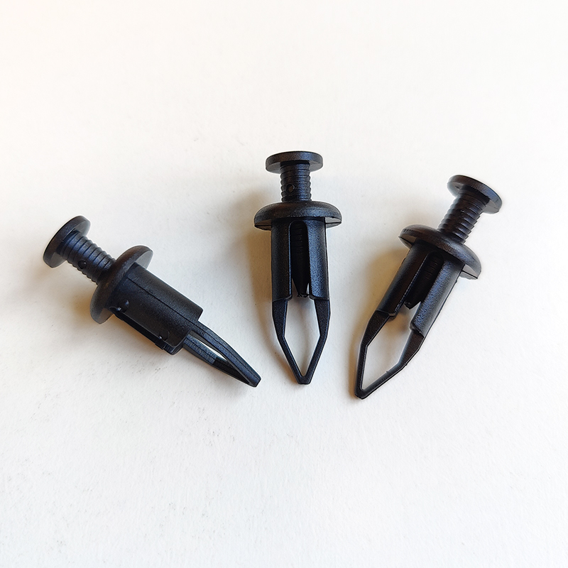 Screw Rivet GM-111